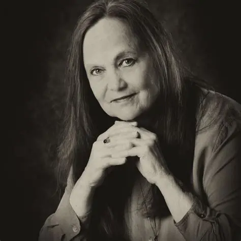 Elana-Freeland